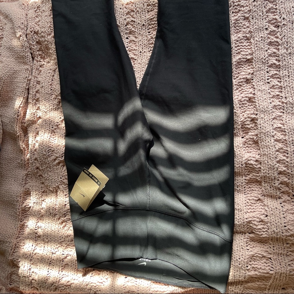 Nike black leggings